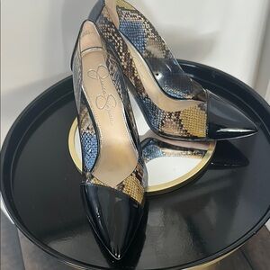 Jessica Simpson NEW patent Multicolor Snakeskin 4” Pumps